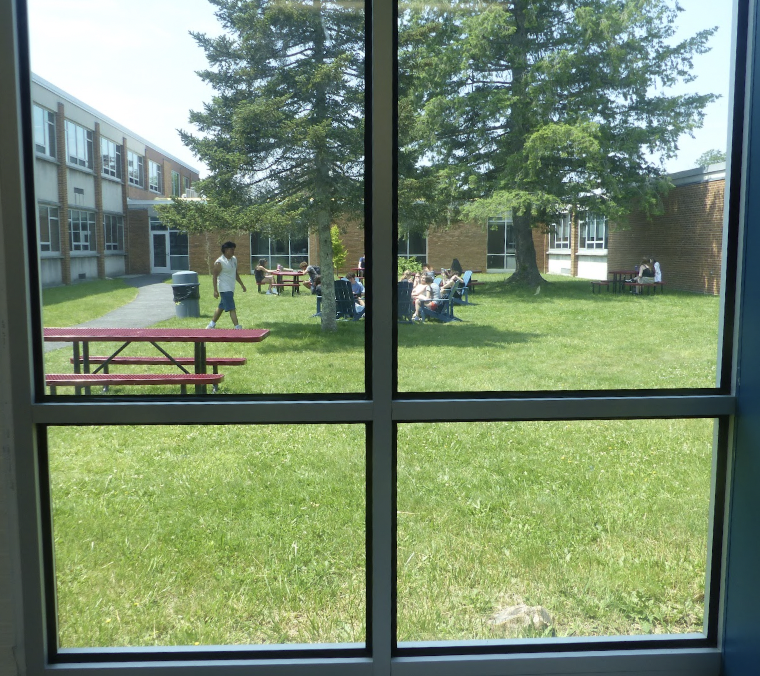 Juniors in the Senior Courtyard